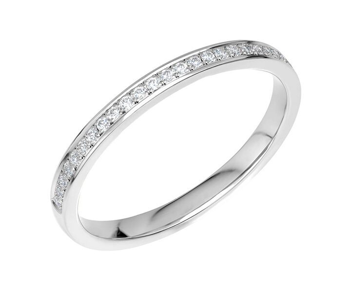 Memoire-Ring-585-Weissgold-Breite2mm-25×0,005ct.